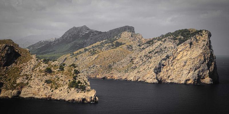 数据驱动设计策略：如何通过数据分析提升用户体验